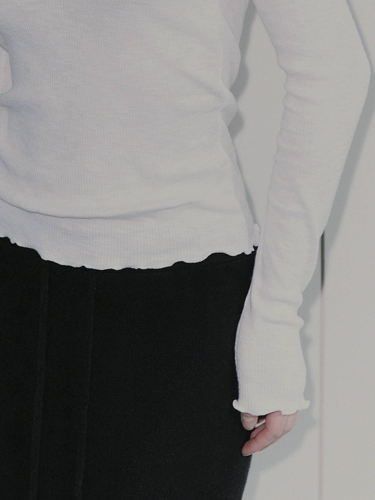 [TWEE] Corp Wave V领T恤