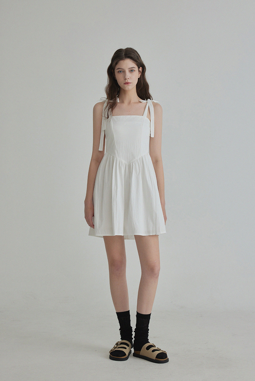 [TWEE] Robe Mini Évasée à Bretelles Tendy