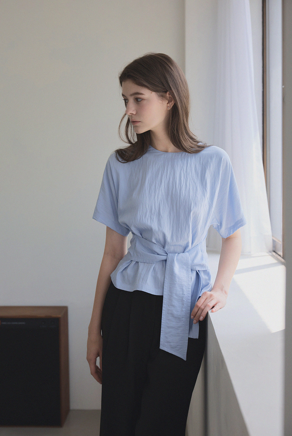 [TWEE] Bolton Strap Kurzarmbluse