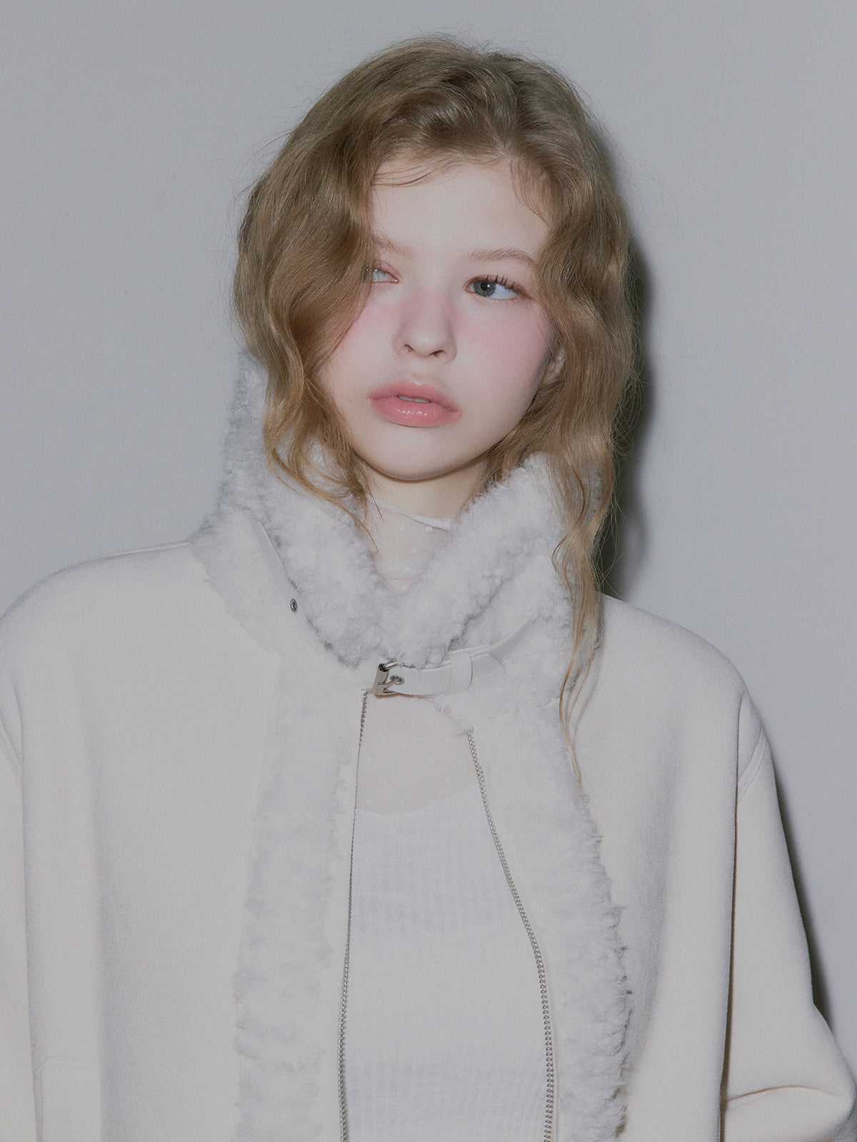 [TWEE] Bear Collar Short Shearling Jumper