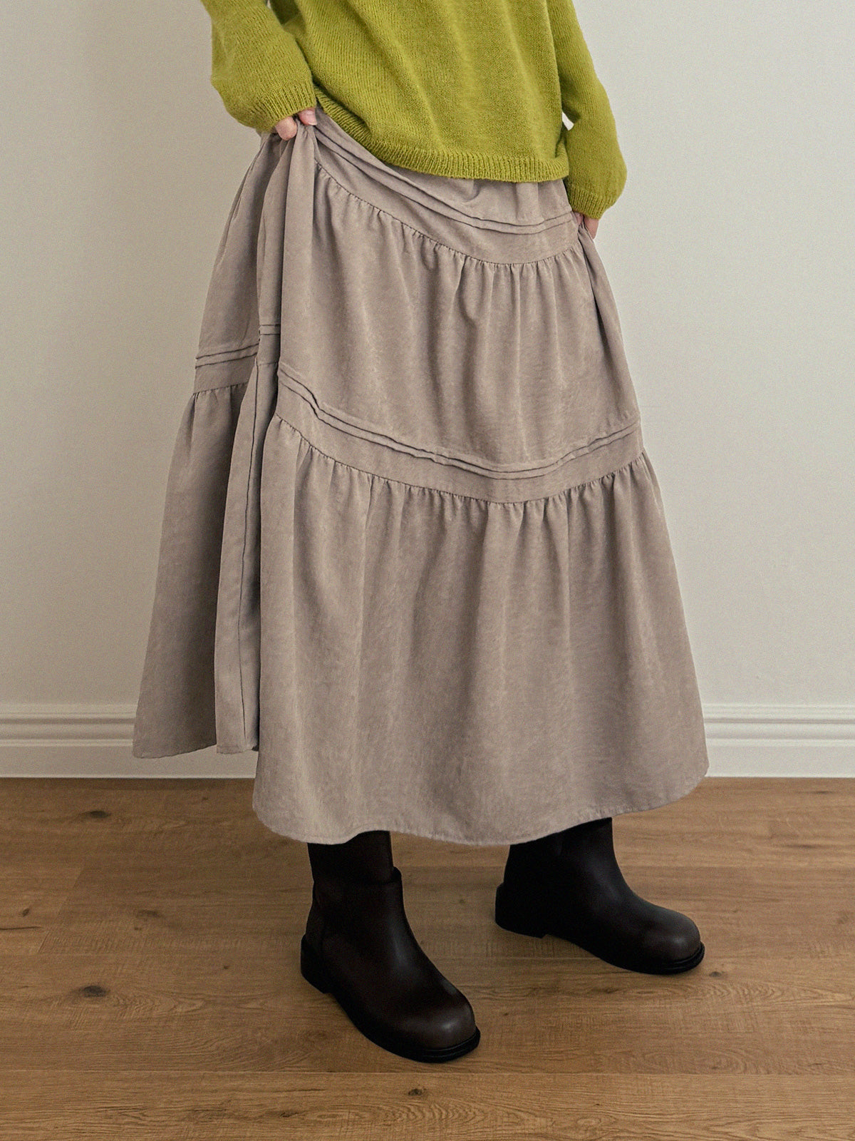 [TWEE] Roer Suede Frill Long Skirt
