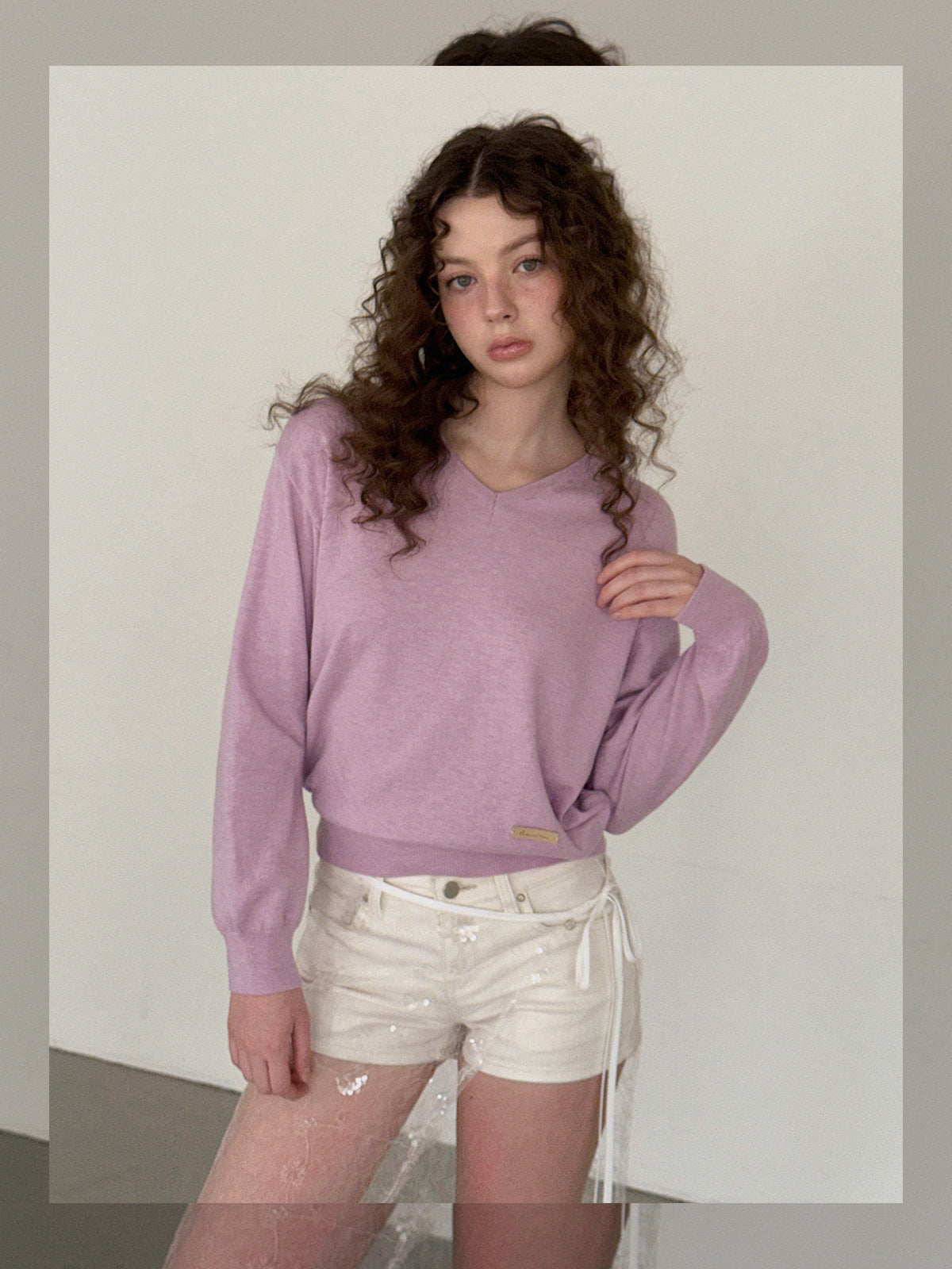 [TWEE] Dallen V-Neck Loose Fit Long Sleeve Knit