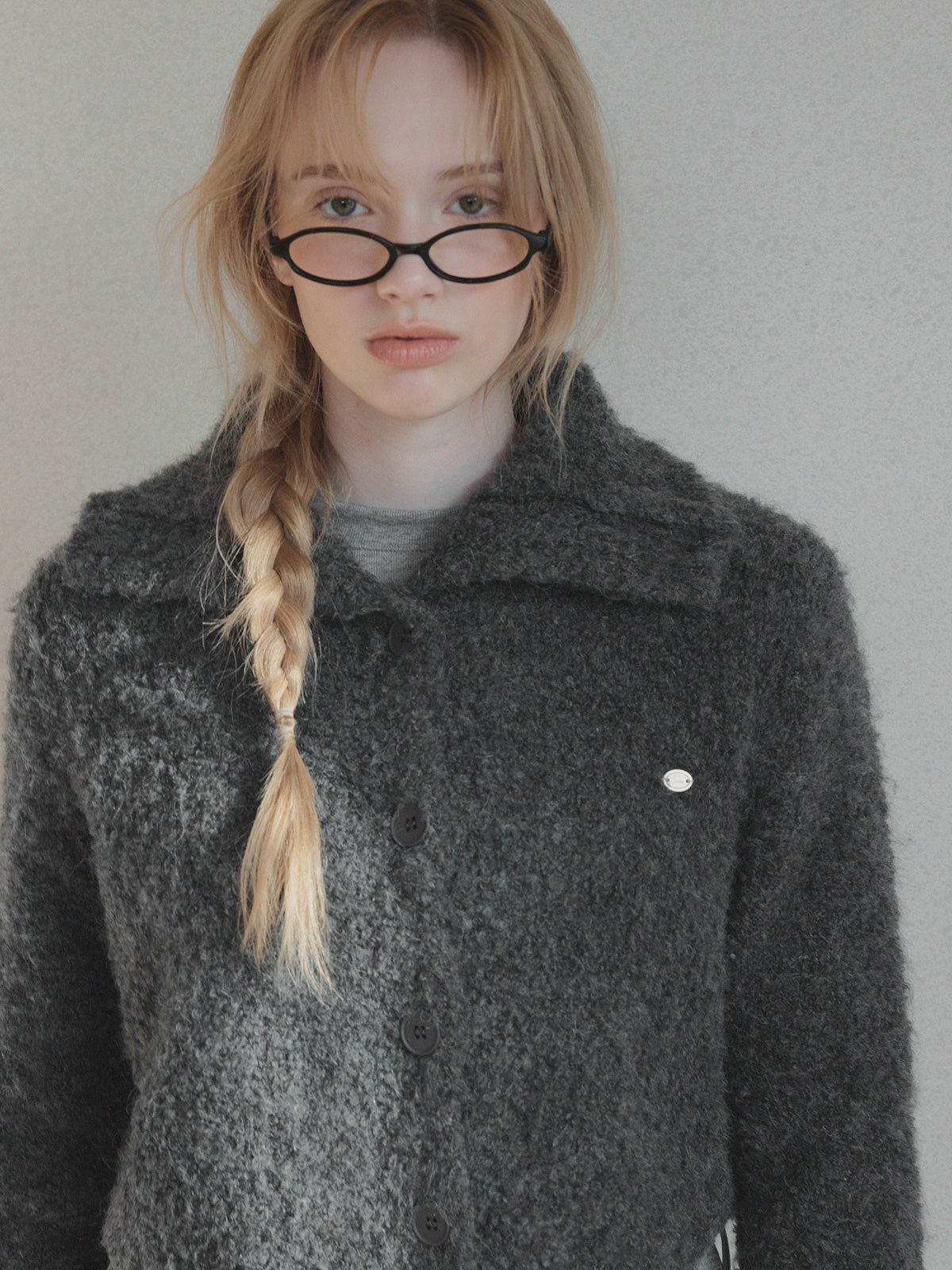 [TWEE] Cardigan in maglia a collo alto Qupit Boucle