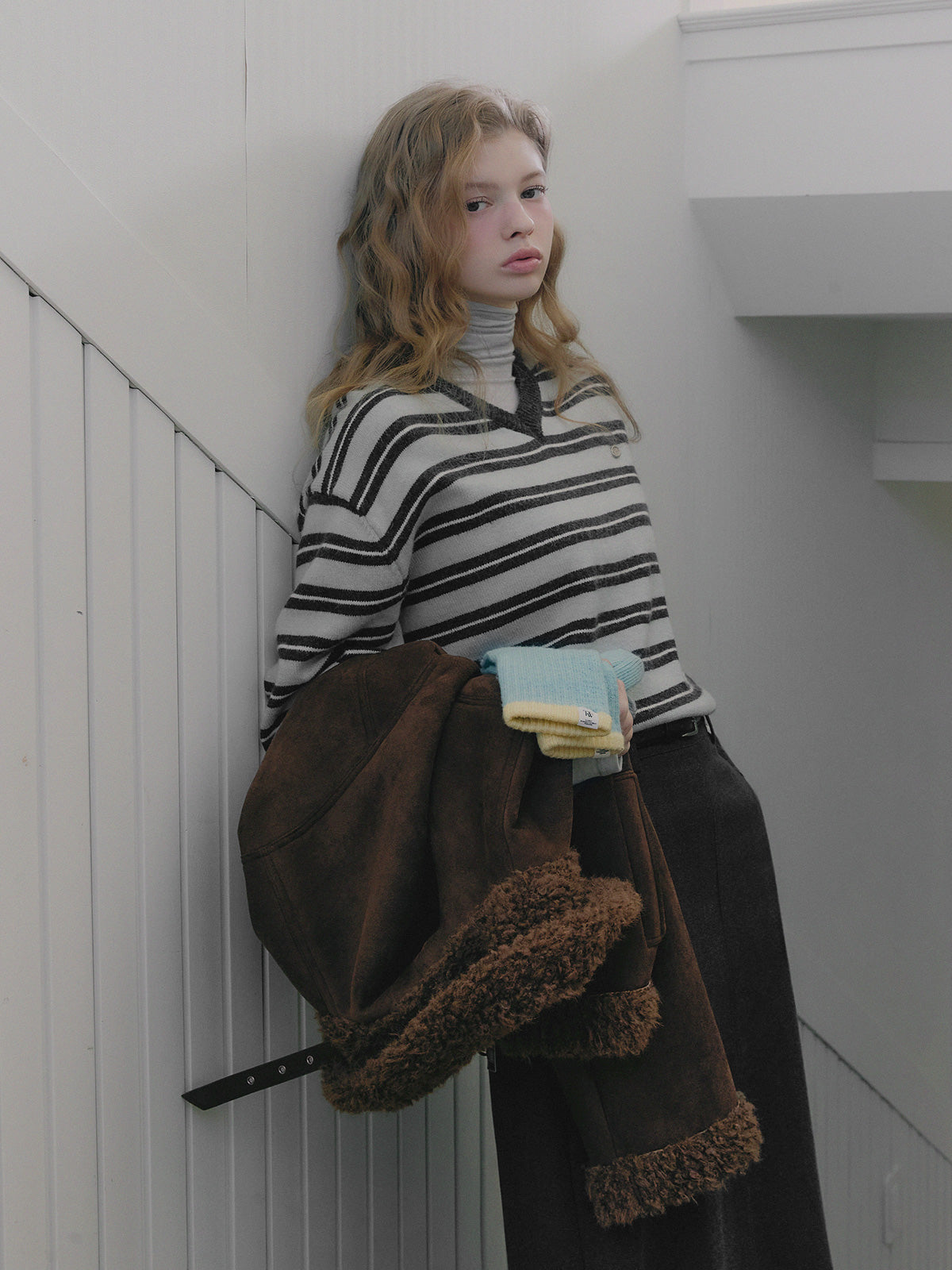 [TWEE] Coder Stripe V-Ausschnitt Stricktop