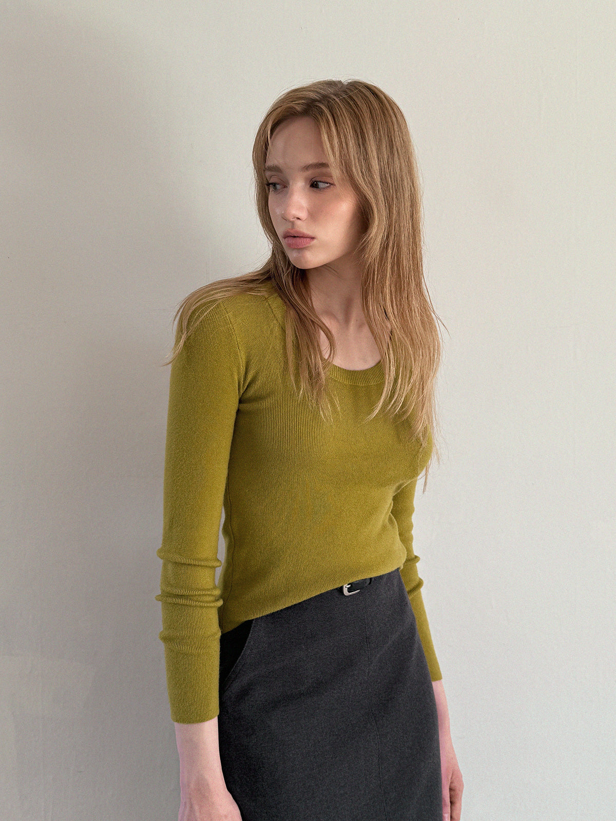 [TWEE] Tion Basic U-Ausschnitt Langarm Strick