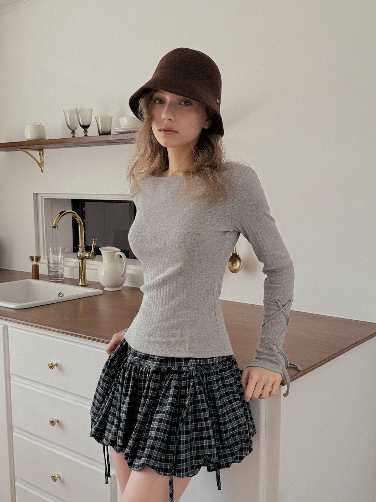 [TWEE] Tude Strap Boat Neck Long Sleeve Tee
