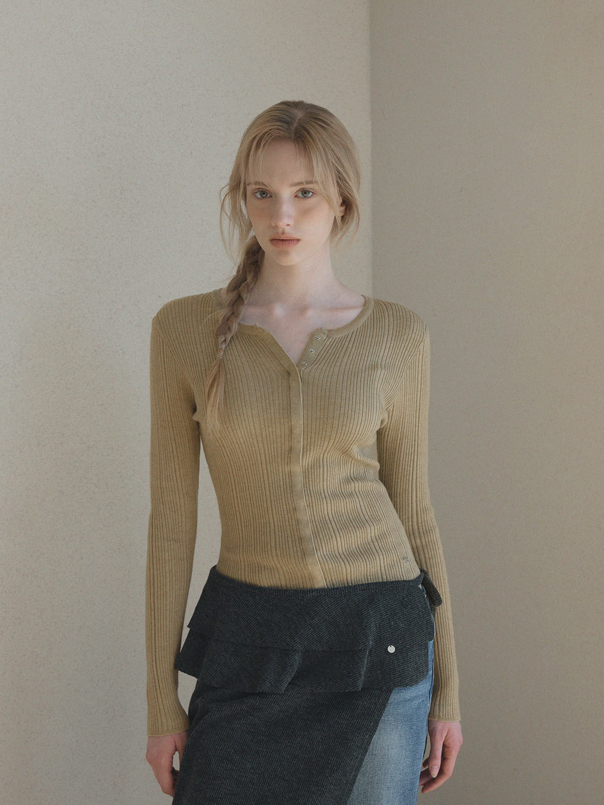 [TWEE] Lingtwo Versteckter Knopf Slim Strick