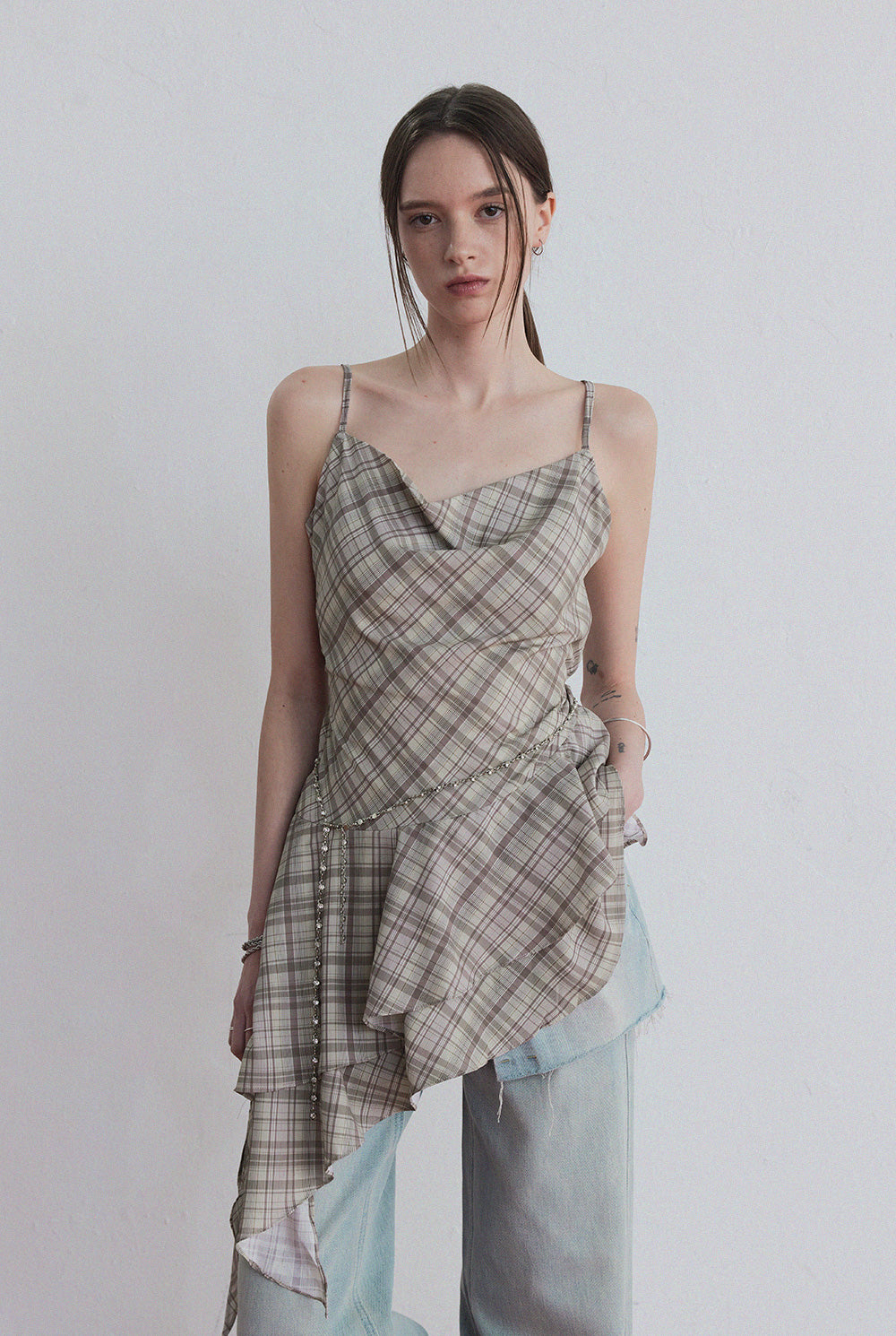 [TWEE] [GROWHIDE] Tup gerafftes kariertes asymmetrisches Kleid