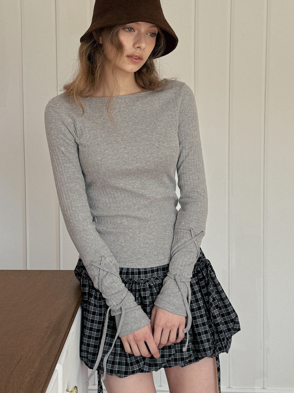 [TWEE] Tude Strap Boat Neck Long Sleeve Tee