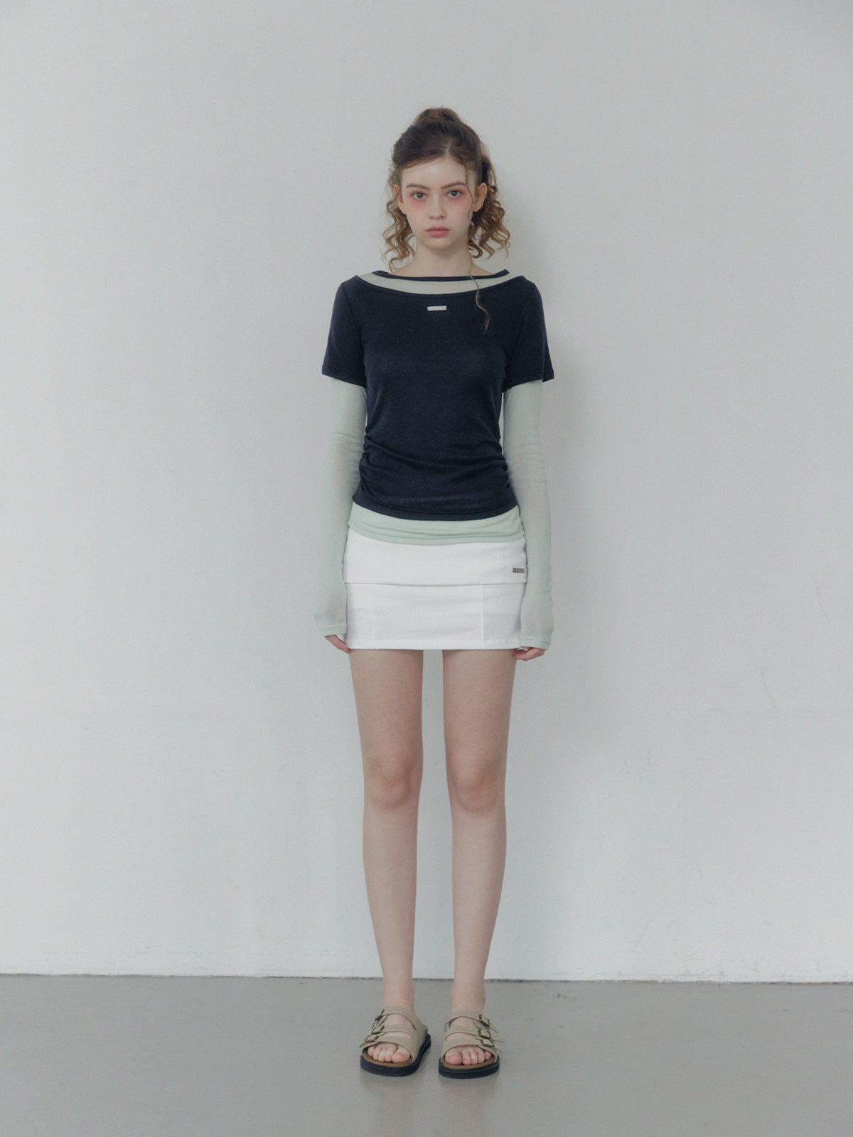 [TWEE] Lett contrast layered shirring long sleeve t-shirt