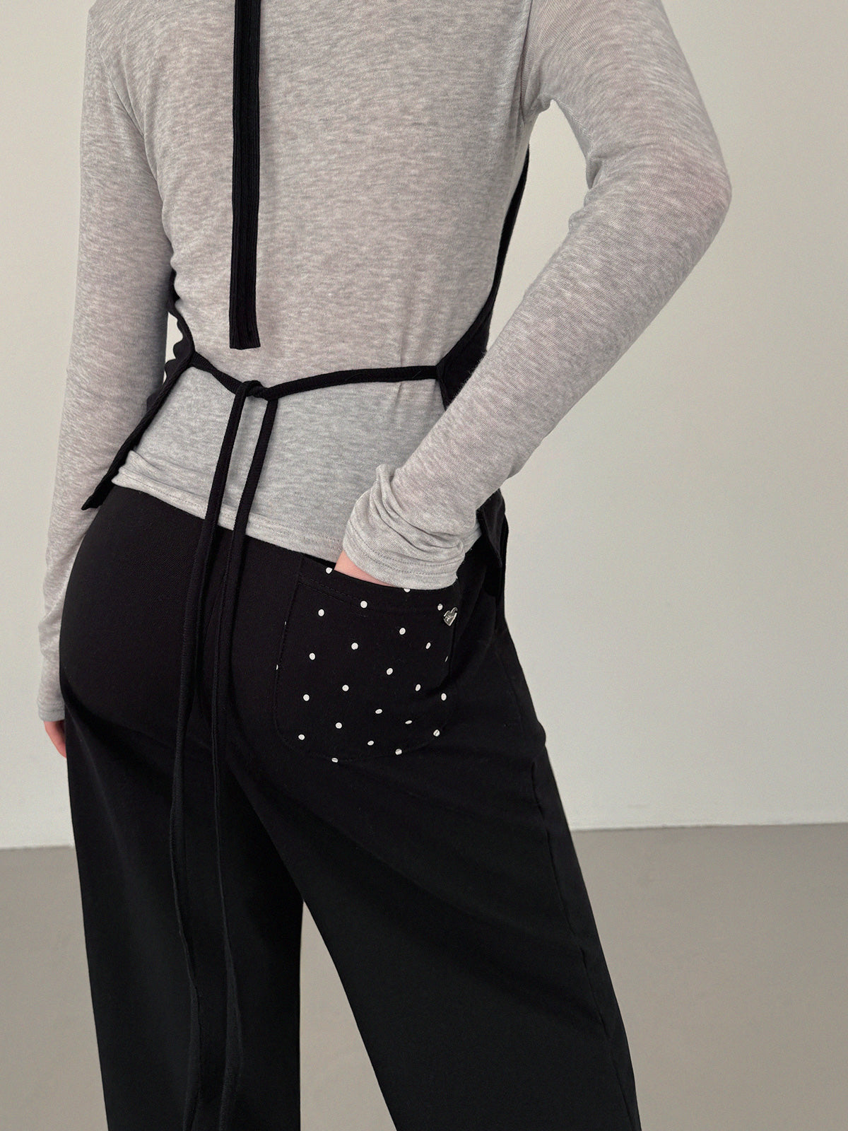 [TWEE] Velco Dot Roll-Up Long Sweatpants