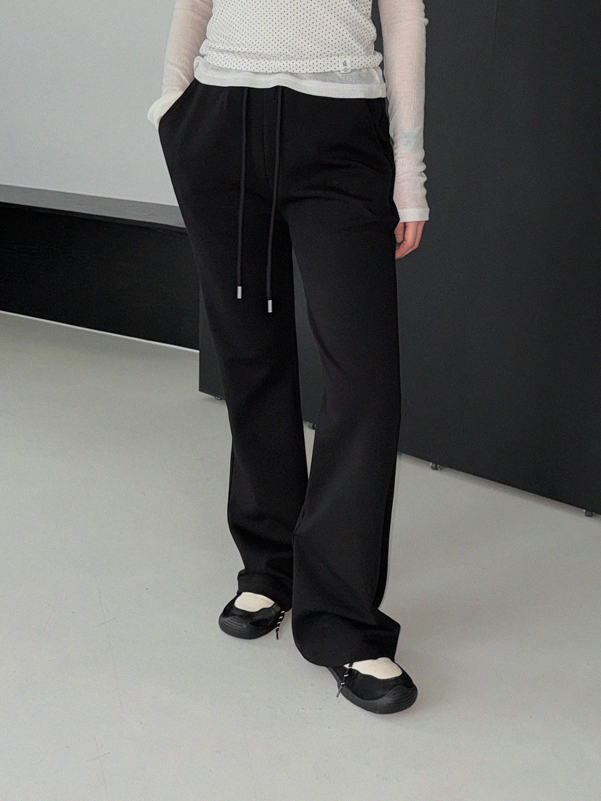 [TWEE] Blan elastic-waist bootcut long pants