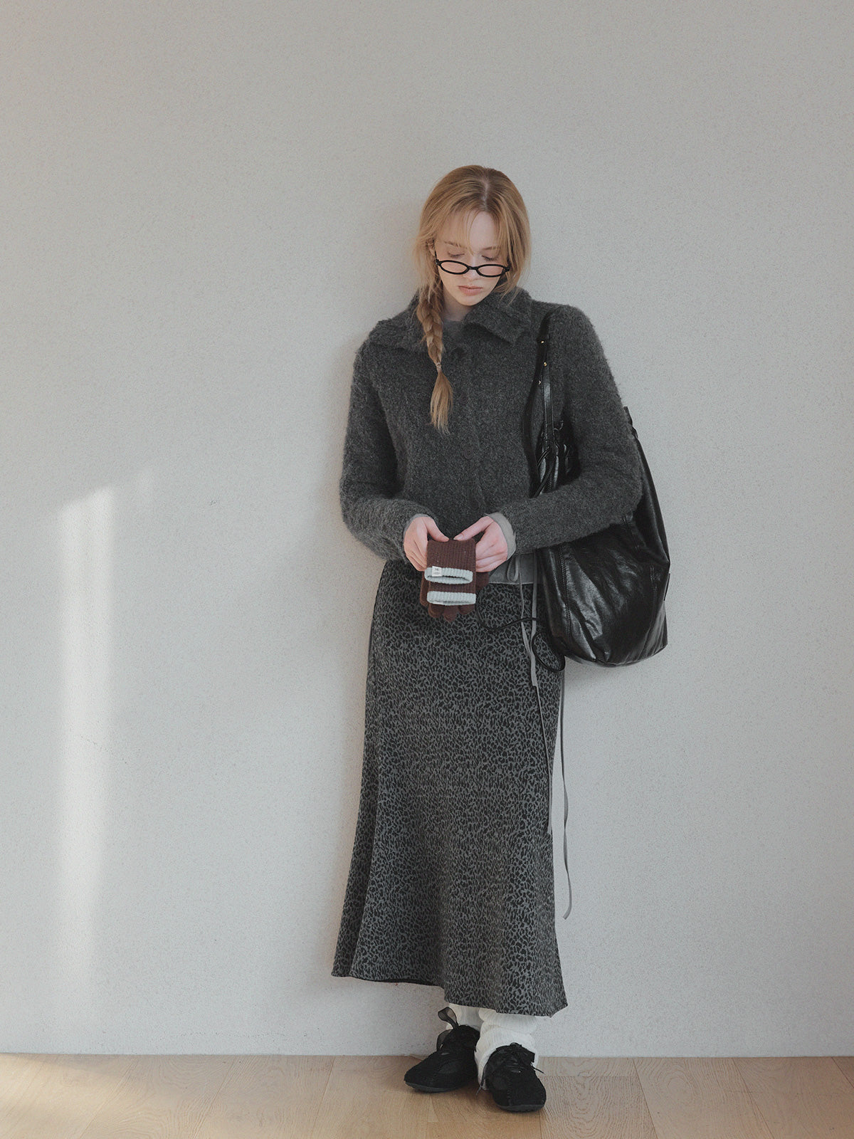 [TWEE] Cardigan in maglia a collo alto Qupit Boucle