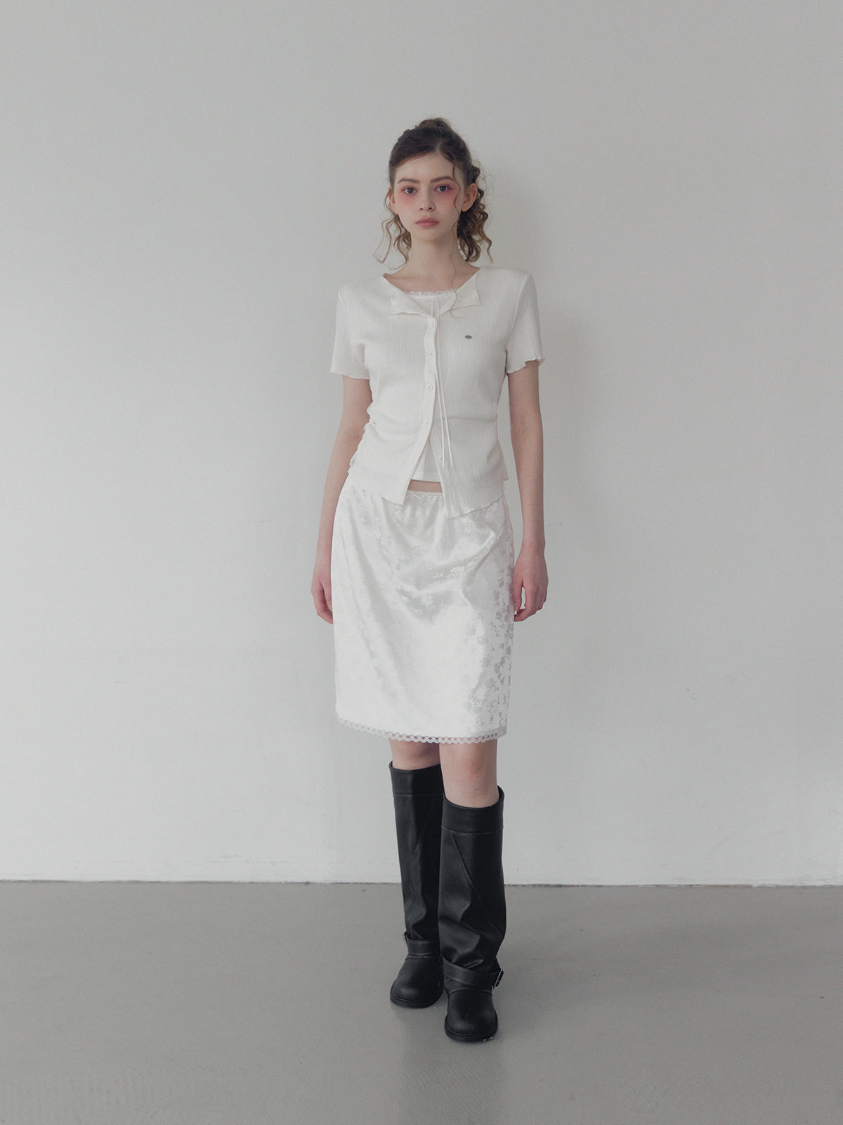 [TWEE] Divet flower satin banding midi skirt