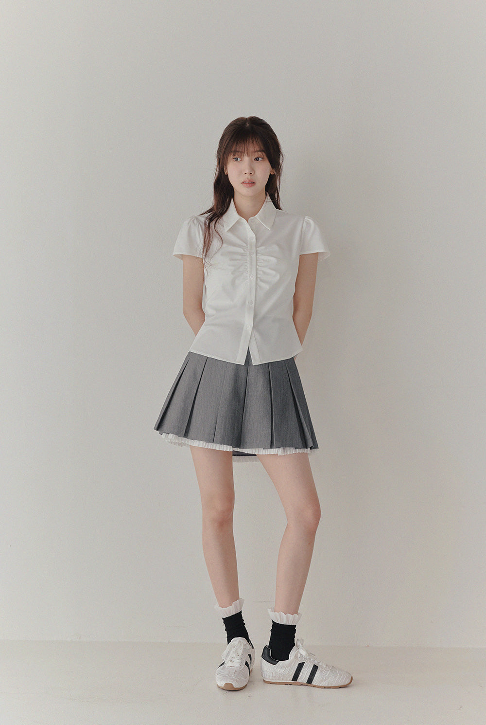 [TWEE] Faden Shirring Cap Sleeve Bluse