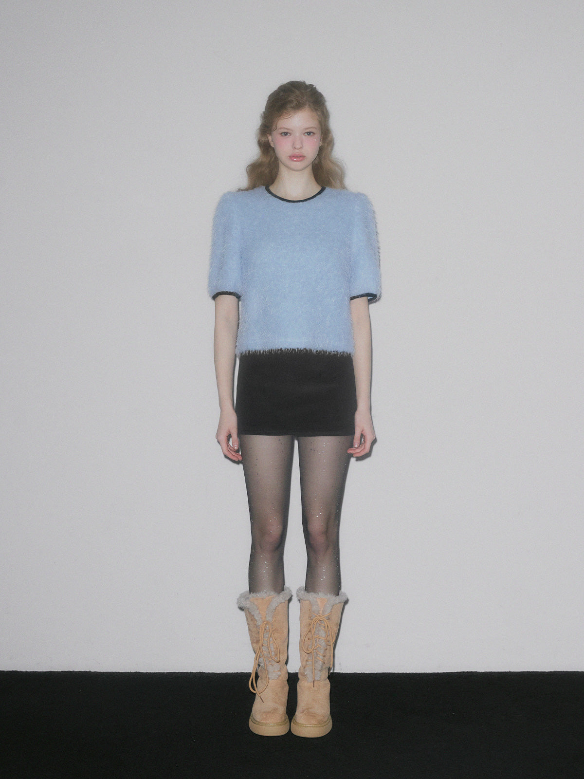 [TWEE] Moco boucle puff short-sleeve blouse