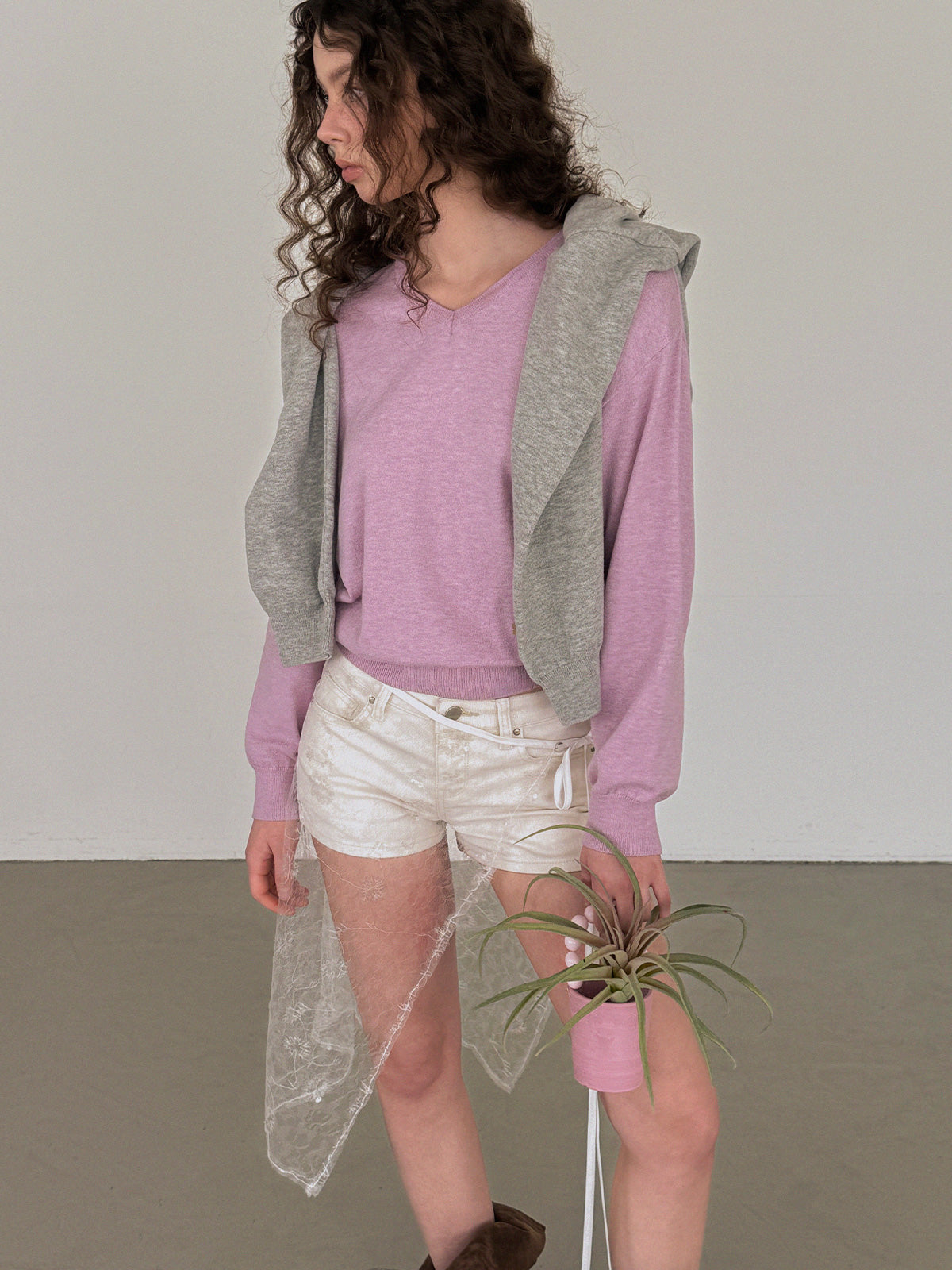 [TWEE] Dallen V-Neck Loose Fit Long Sleeve Knit