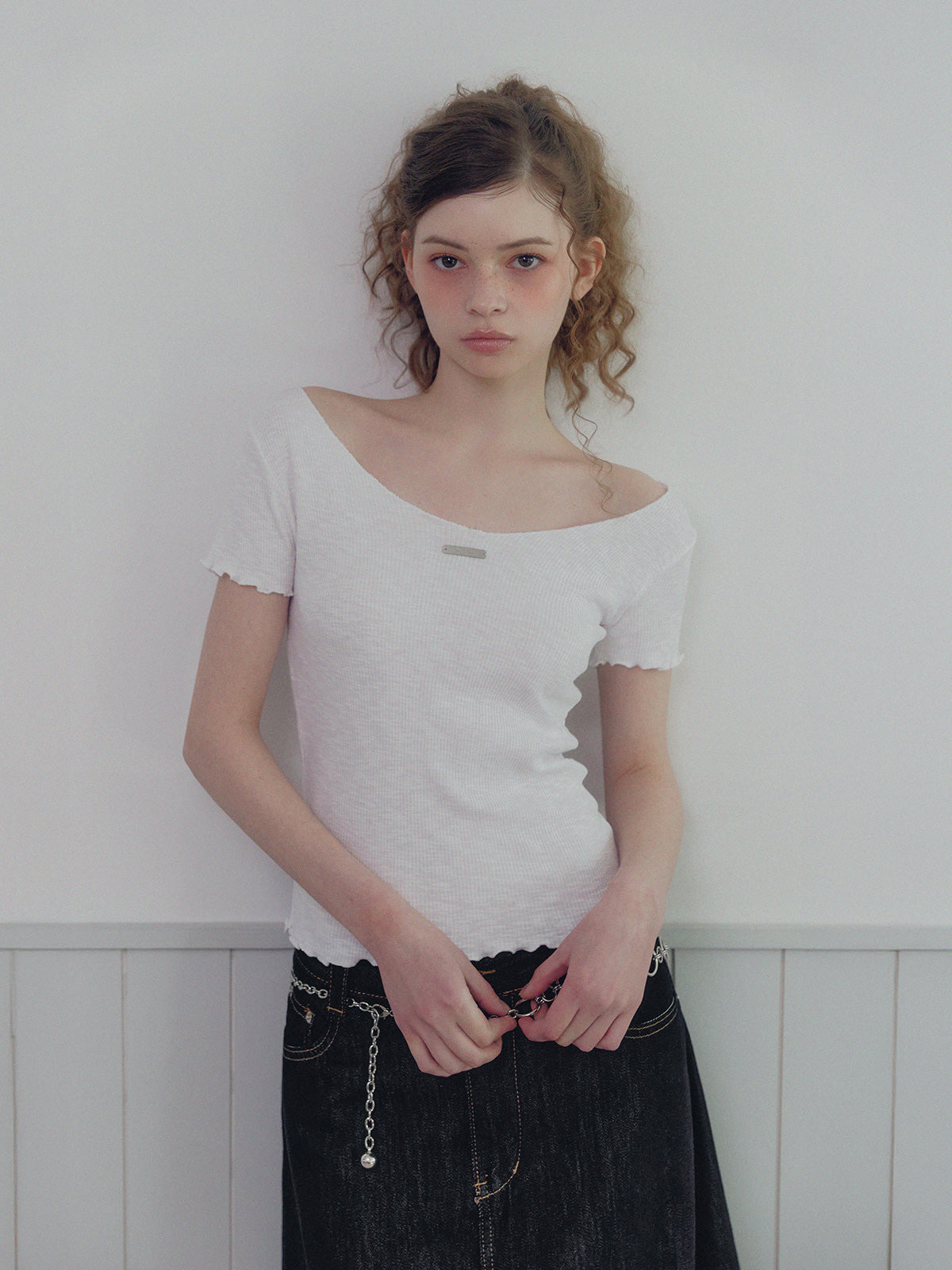 [TWEE] Elf Frill V-Neck Short-Sleeve T-Shirt