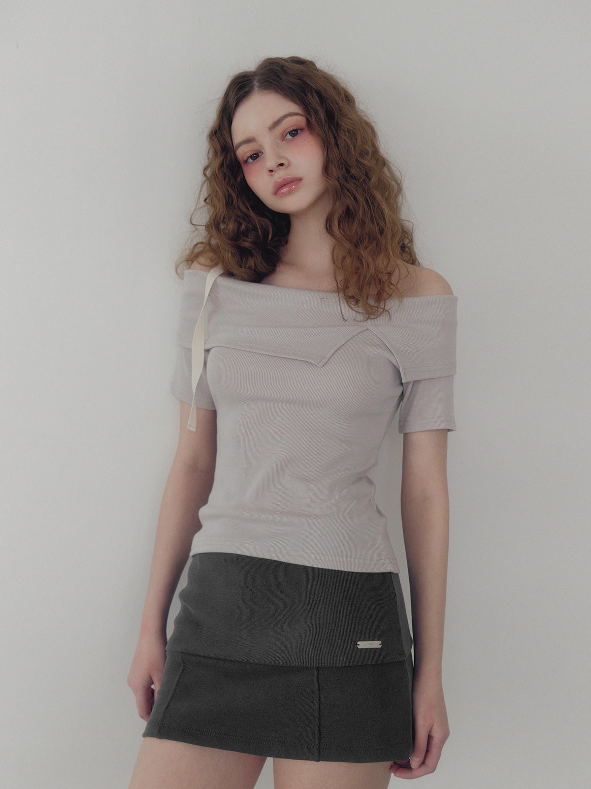 [TWEE] Petit strap one shoulder t-shirt